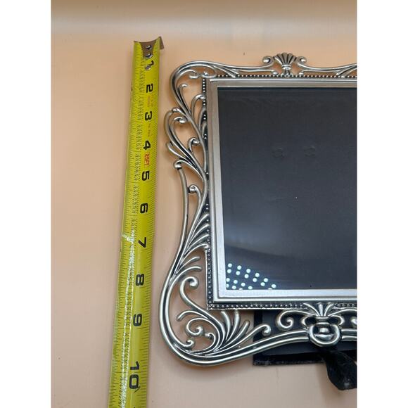 Ornate Silver Metal Scroll Picture Frame – 9x7" Vintage-Inspired - Picture 3 of 4